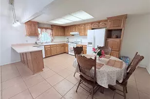16212 Owen, Fontana, CA 92335 - Photo 9