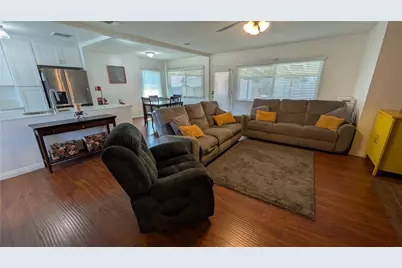 478 W Shamwood, Covina, CA 91723 - Photo 5