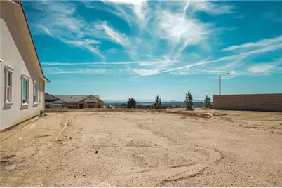 3590 W. Emerson Court, San Bernardino, CA 92407 - Photo 9