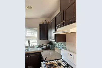 1247 E Street, Corona, CA 92882 - Photo 5