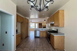 732 Dorothy Anna, Banning, CA 92220 - Photo 11