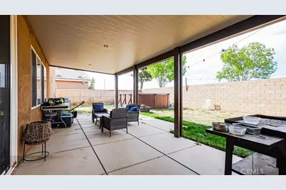 11938 Tiffany, Victorville, CA 92392 - Photo 41