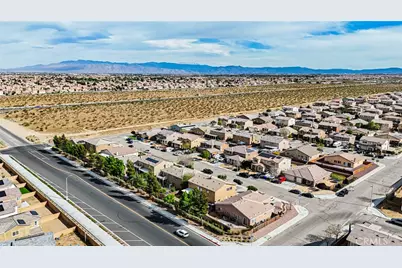 11938 Tiffany, Victorville, CA 92392 - Photo 17