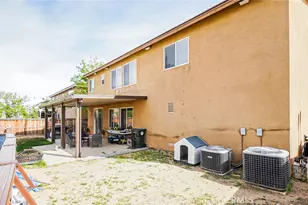 11938 Tiffany, Victorville, CA 92392 - Photo 37