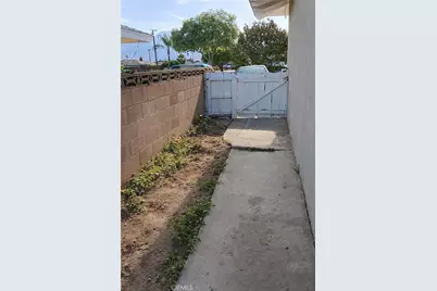 25965 New Chicago, Hemet, CA 92544 - Photo 35