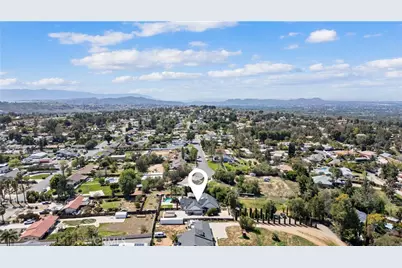16872 Iris, Riverside, CA 92504 - Photo 45
