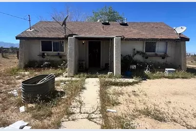 19743 Pearblossom, Llano, CA 93544 - Photo 1