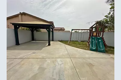 16769 Spy Glass Court, Fontana, CA 92336 - Photo 27