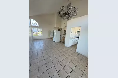 172 E Manchester, San Bernardino, CA 92408 - Photo 7