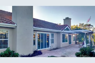 11056 Orchard View Lane, Riverside, CA 92503 - Photo 3