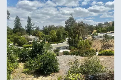 11056 Orchard View Lane, Riverside, CA 92503 - Photo 13