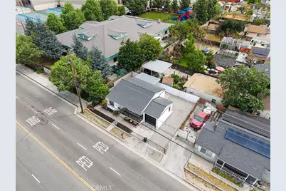 215 W Lugonia Ave, Redlands, CA 92374 - Photo 25