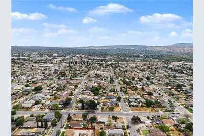 215 W Lugonia Ave, Redlands, CA 92374 - Photo 27