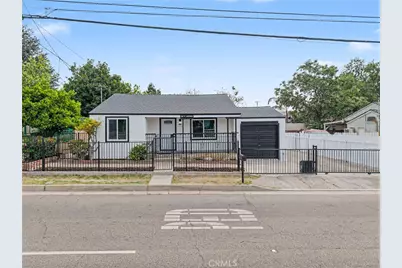 215 W Lugonia Ave, Redlands, CA 92374 - Photo 1