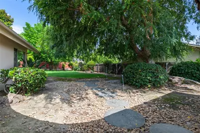 11466 Richardson, Loma Linda, CA 92354 - Photo 31