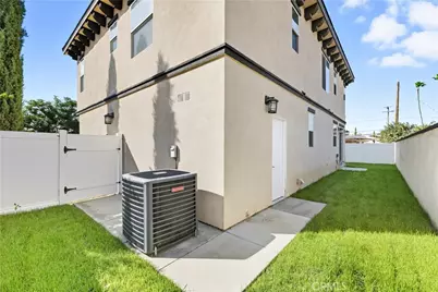 1450 W 11th St, Pomona, CA 91766 - Photo 31