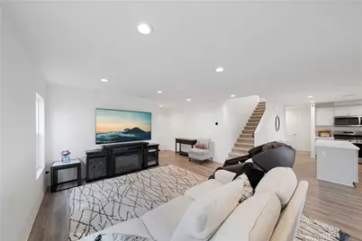 13857 Raven Street, Victorville, CA 92392 - Photo 9