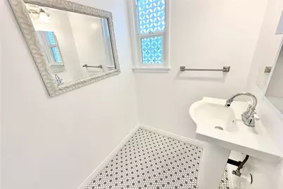 4290 Oakwood Place, Riverside, CA 92506 - Photo 11