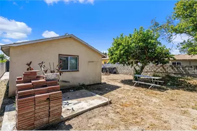 2521 W Stanford Street, Santa Ana, CA 92704 - Photo 33