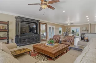 16025 Perry Heights, Riverside, CA 92504 - Photo 19