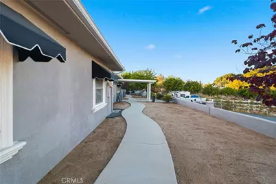 16025 Perry Heights, Riverside, CA 92504 - Photo 5