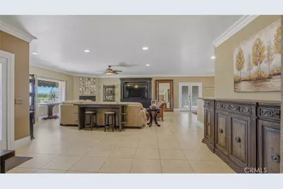16025 Perry Heights, Riverside, CA 92504 - Photo 19
