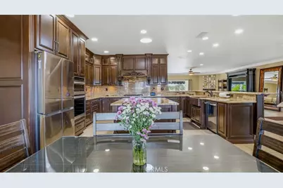 16025 Perry Heights, Riverside, CA 92504 - Photo 29