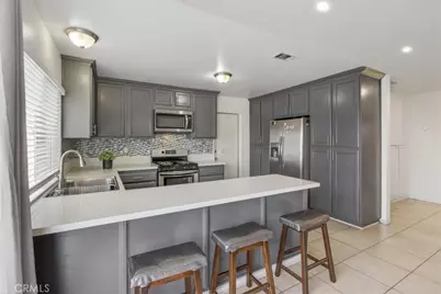 697 S Smoketree, Bloomington, CA 92316 - Photo 13