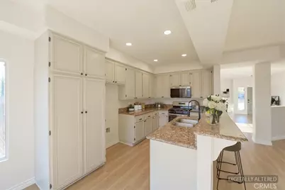 12736 Dorsey Court, Victorville, CA 92392 - Photo 9