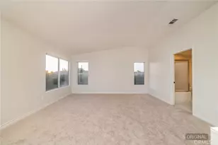 12736 Dorsey Ct, Victorville, CA 92392 - Photo 19