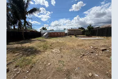9078 Hemlock, Fontana, CA 92335 - Photo 9