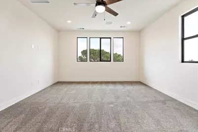 943 N Avenue 66, Los Angeles, CA 90042 - Photo 47