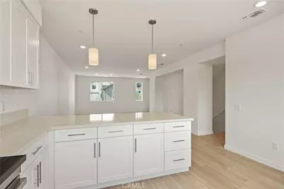 27331 Bear Creek Lane, Valencia, CA 91381 - Photo 17