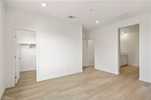 27331 Bear Creek Ln, Valencia, CA 91381 - Photo 21
