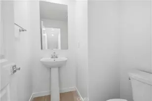 27305 Bear Creek Ln, Valencia, CA 91381 - Photo 19