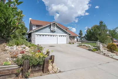 16668 Lake Knoll, Riverside, CA 92503 - Photo 7