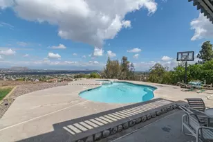 16668 Lake Knoll, Riverside, CA 92503 - Photo 47