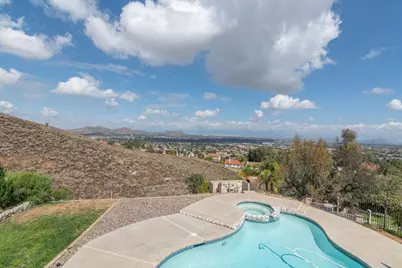 16668 Lake Knoll, Riverside, CA 92503 - Photo 43