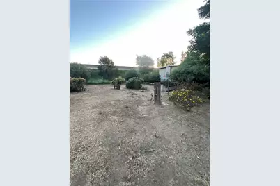 10568 Foothill, Sylmar, CA 91342 - Photo 37