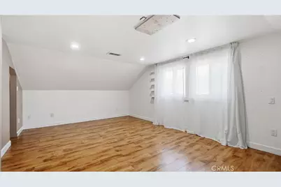 10568 Foothill, Sylmar, CA 91342 - Photo 29