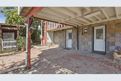 10568 Foothill, Sylmar, CA 91342 - Photo 19