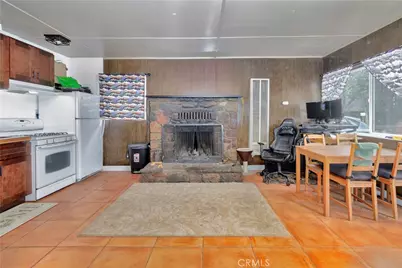 360 Maple Lane, Sugarloaf, CA 92386 - Photo 33