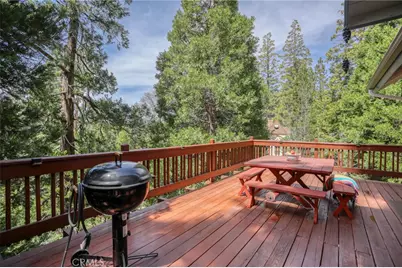 196 B, Lake Arrowhead, CA 92352 - Photo 11