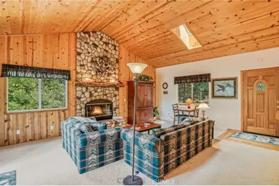 196 B, Lake Arrowhead, CA 92352 - Photo 5