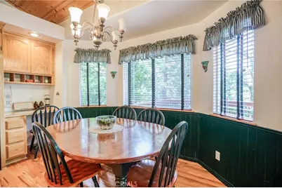 196 B, Lake Arrowhead, CA 92352 - Photo 11