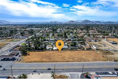 18045 Foothill, Fontana, CA 92335 - Photo 5