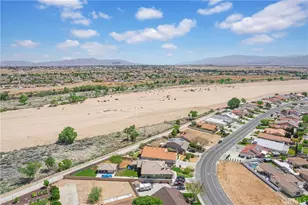 13375 Riverview, Victorville, CA 92395 - Photo 37