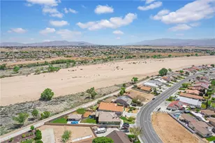 13375 Riverview, Victorville, CA 92395 - Photo 37