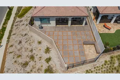 11829 Wandering Way, Corona, CA 92883 - Photo 3