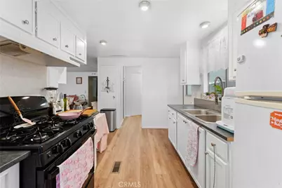 3883 Spc 45 Buchanan Street, Riverside, CA 92503 - Photo 15